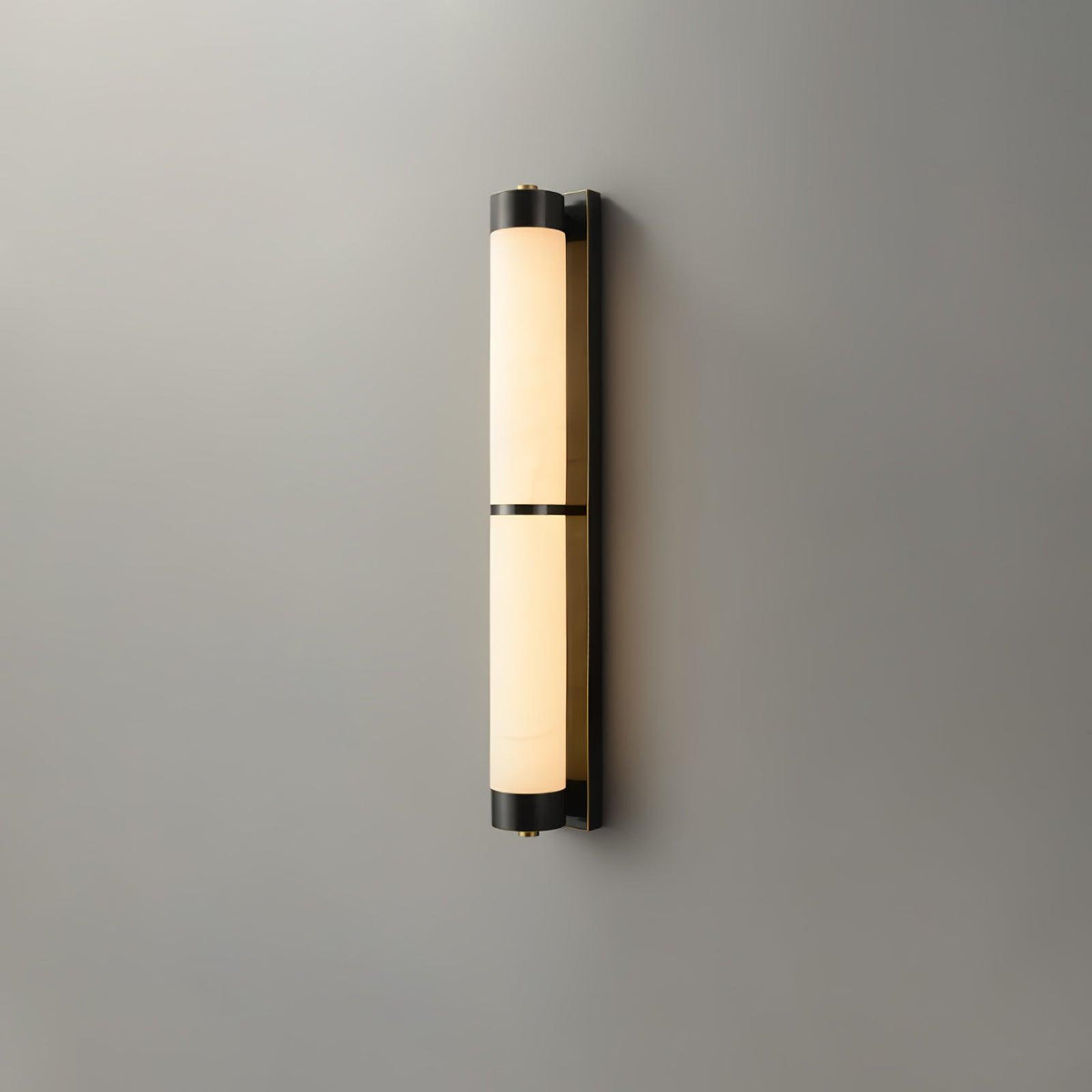 Cylindra Alabaster Brass Wall Light Model A ∅ 3.1″ x H 23.6″ / ∅ 8cm x H 60cm / Black & White / Warm Light Wall lamp