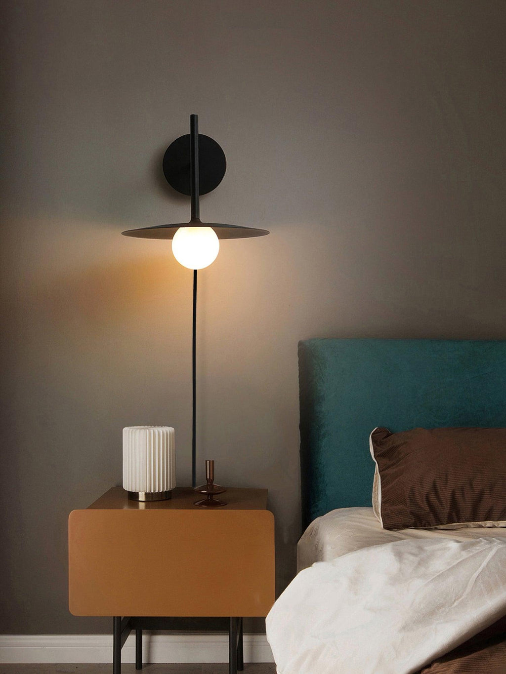 Gea Iron Plug-In Wall Lamp